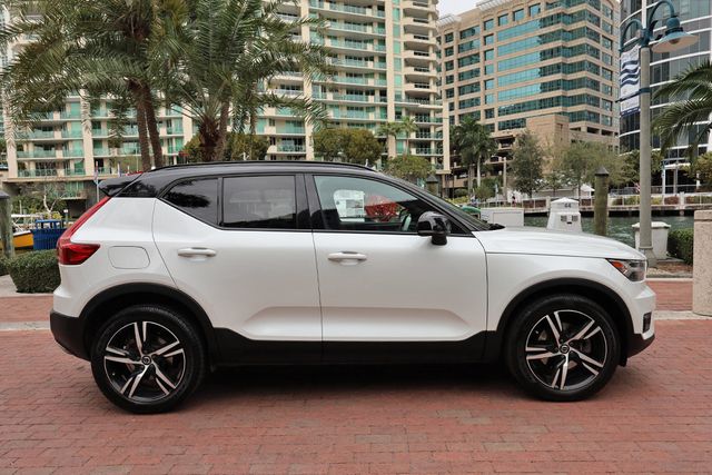 2019 Volvo XC40 T4 FWD R-Design - 22981626 - 54