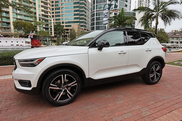 2019 Volvo XC40 T4 FWD R-Design - 22981626 - 57