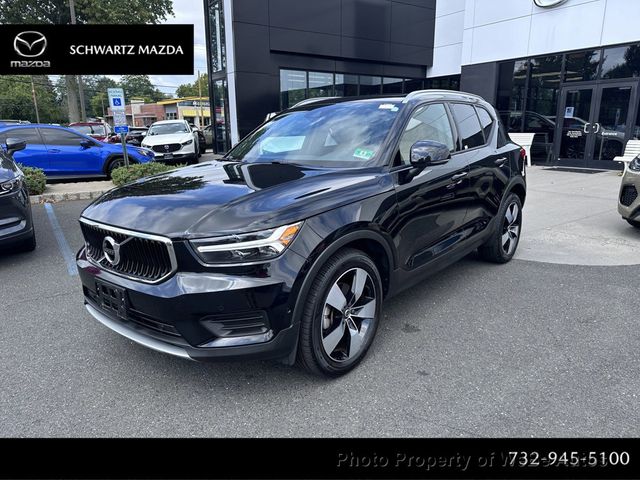 2019 Volvo XC40 T5 AWD Momentum - 22575275 - 0