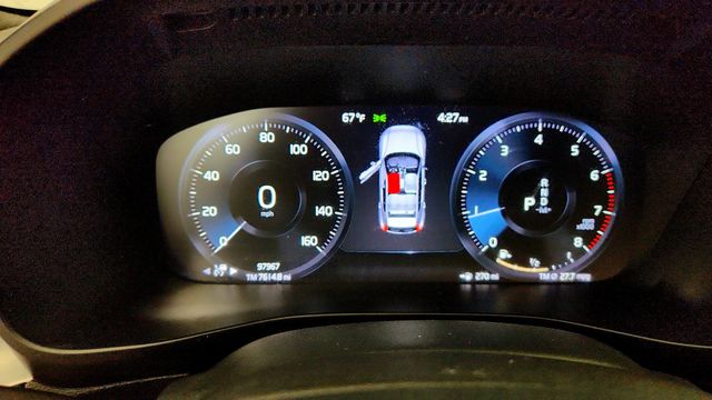 2019 Volvo XC40 T5 AWD Momentum w/ Premium, Vision & Multimedia Pkgs - 23085565 - 14