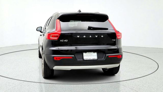 2019 Volvo XC40 T5 AWD Momentum w/ Premium, Vision & Multimedia Pkgs - 23085565 - 5