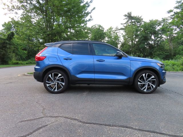 2019 Volvo XC40 T5 AWD R-Design - 23045544 - 17