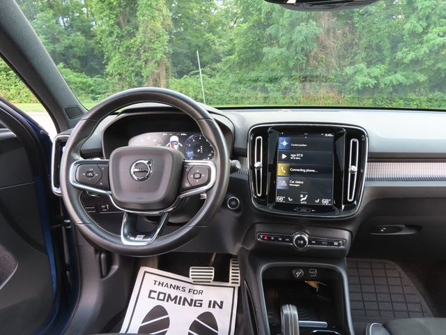 2019 Volvo XC40 T5 AWD R-Design - 23045544 - 35