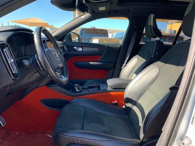 2019 Volvo XC40 T5 AWD R-Design - 22952119 - 2
