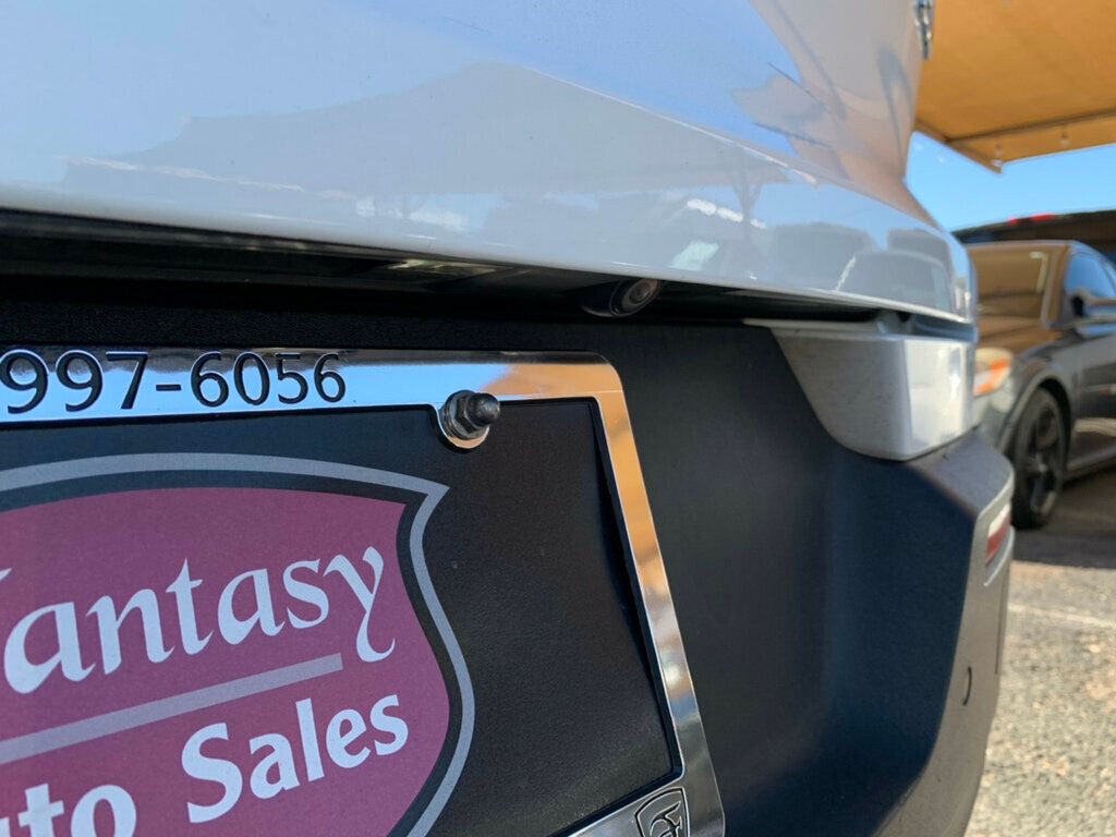 2019 Volvo XC40 T5 AWD R-Design - 22952119 - 39