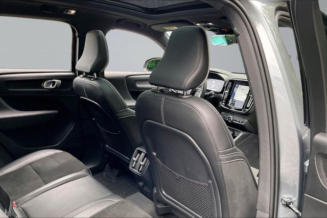 2019 Volvo XC40 T5 AWD R-Design - 23031206 - 15