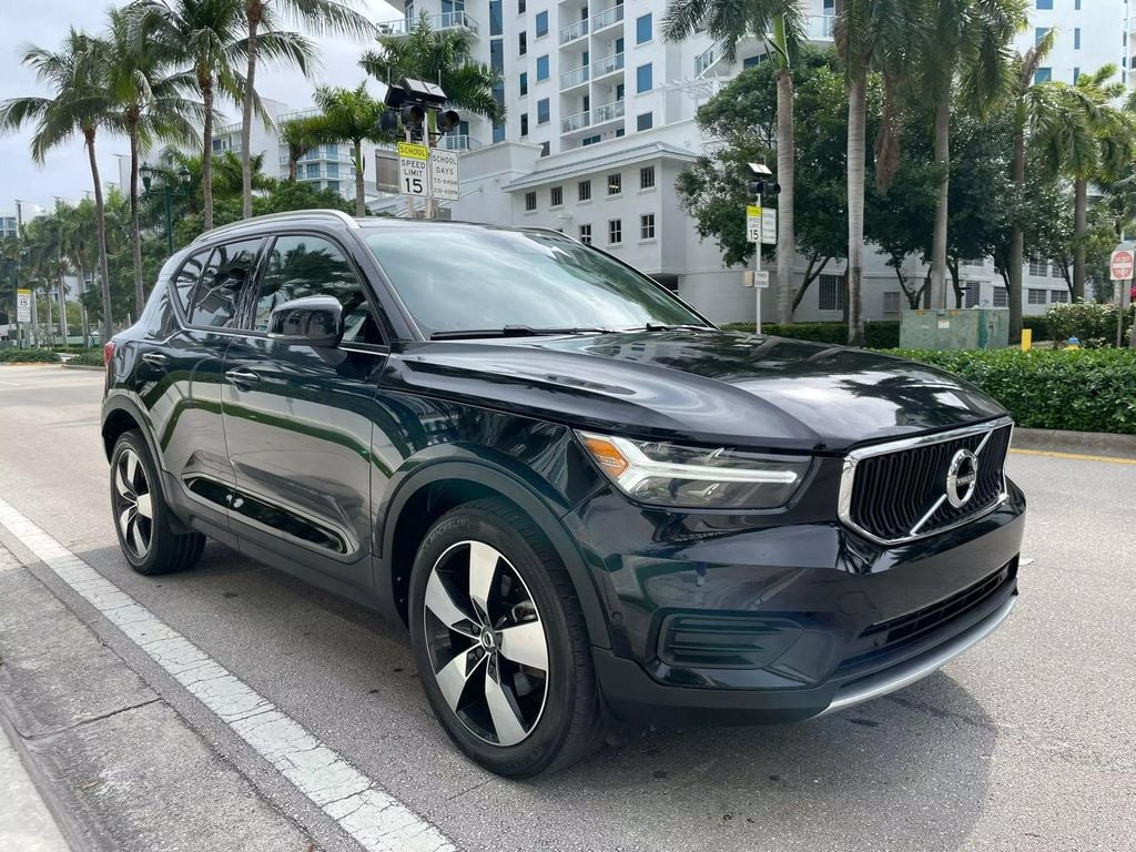 2019 Volvo XC40 T5 Momentum Sport Utility 4D - 22289176 - 1