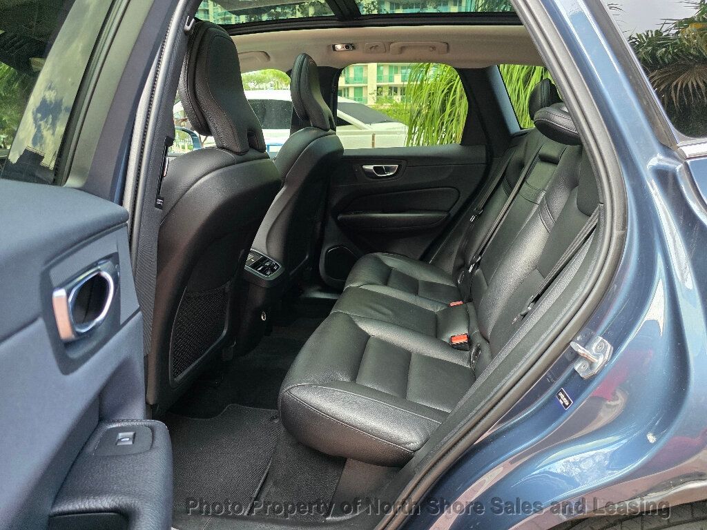 2019 Volvo XC60 Inscription photo 16