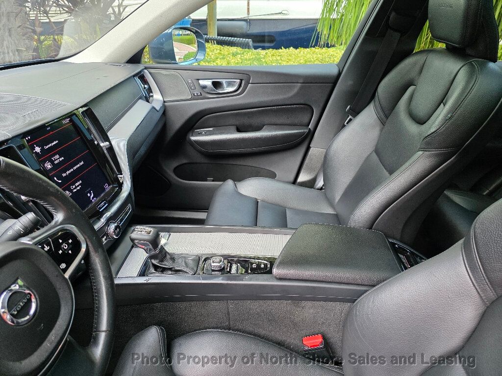 2019 Volvo XC60 Inscription photo 17