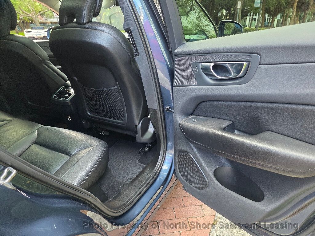 2019 Volvo XC60 Inscription photo 22
