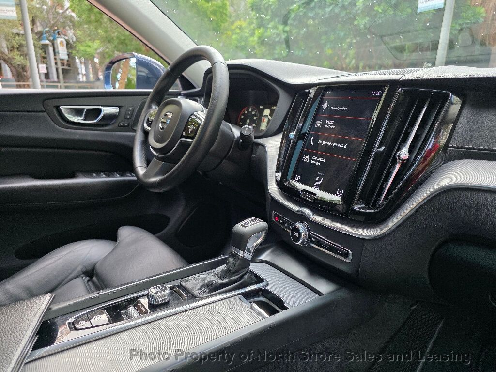 2019 Volvo XC60 Inscription photo 23