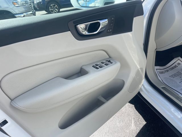 2019 VOLVO XC60 MOMENTUM - 23090387 - 10
