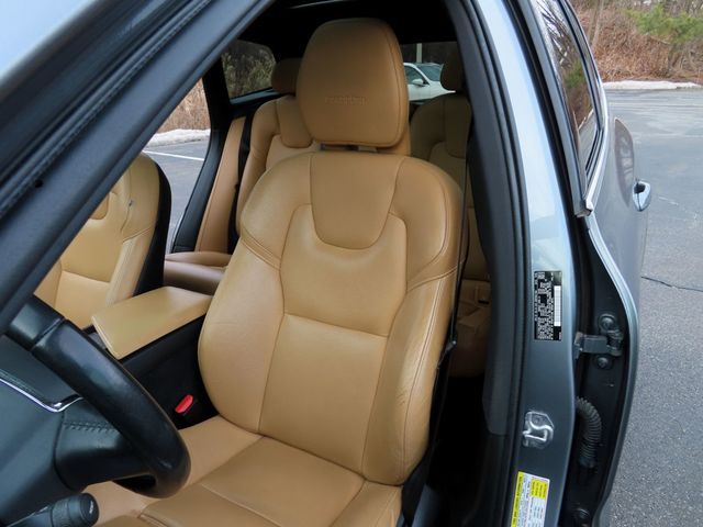 2019 Volvo XC60 T5 AWD Inscription - 22969093 - 23