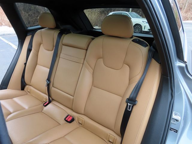 2019 Volvo XC60 T5 AWD Inscription - 22969093 - 30