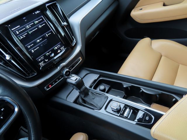 2019 Volvo XC60 T5 AWD Inscription - 22969093 - 38