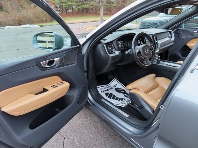 2019 Volvo XC60 T5 AWD Inscription - 22969093 - 4