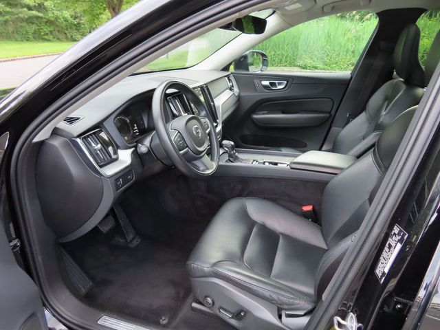 2019 Volvo XC60 T5 AWD Momentum - 22862434 - 20