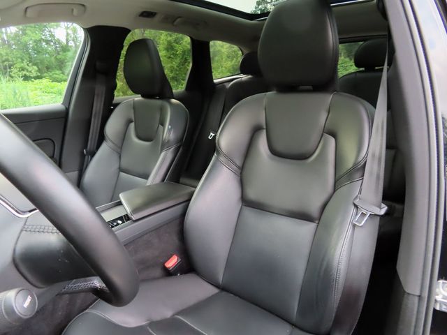 2019 Volvo XC60 T5 AWD Momentum - 22862434 - 21