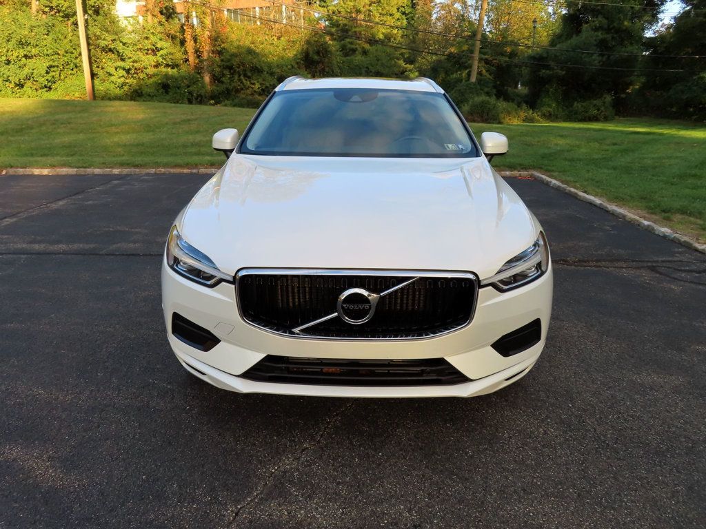 2019 Volvo XC60 T5 Momentum photo 3