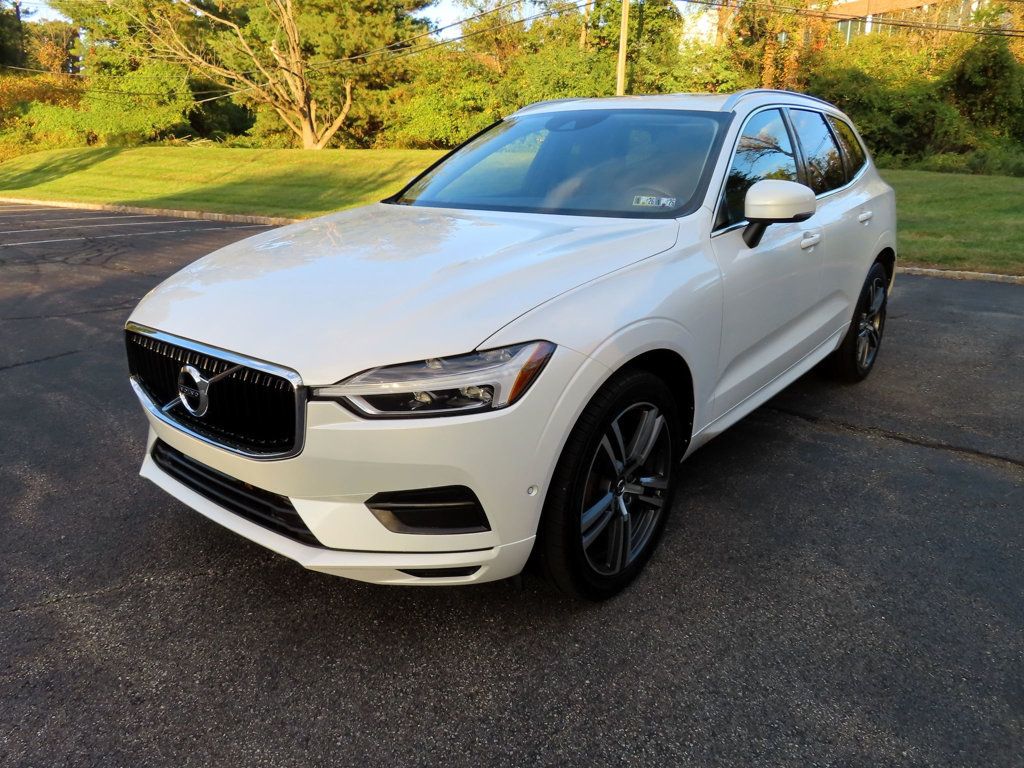 2019 Volvo XC60 T5 Momentum photo 4
