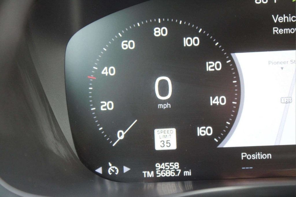 2019 Volvo XC60 T5 AWD Momentum - 22926407 - 22