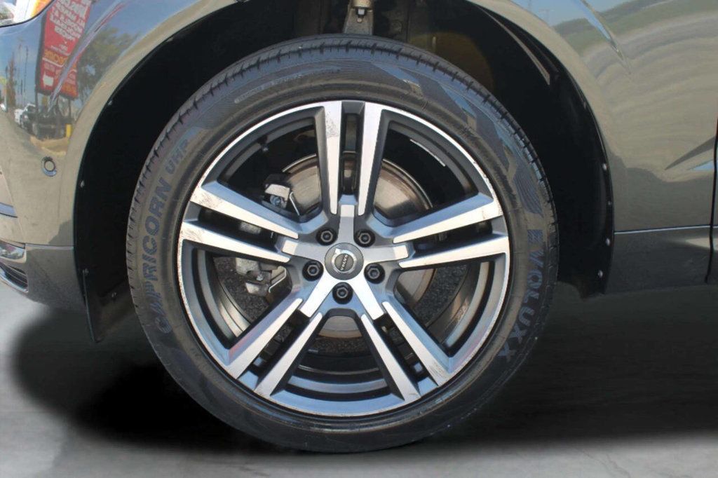 2019 Volvo XC60 T5 AWD Momentum - 22926407 - 29