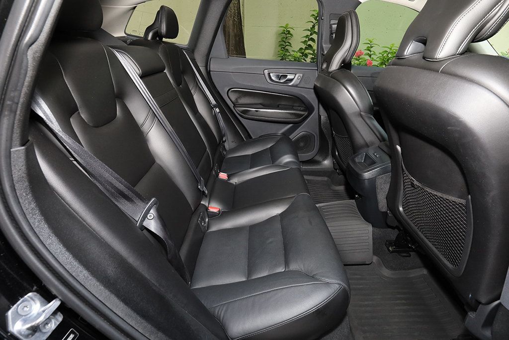 2019 Volvo XC60 T5 AWD Momentum - 23093037 - 30