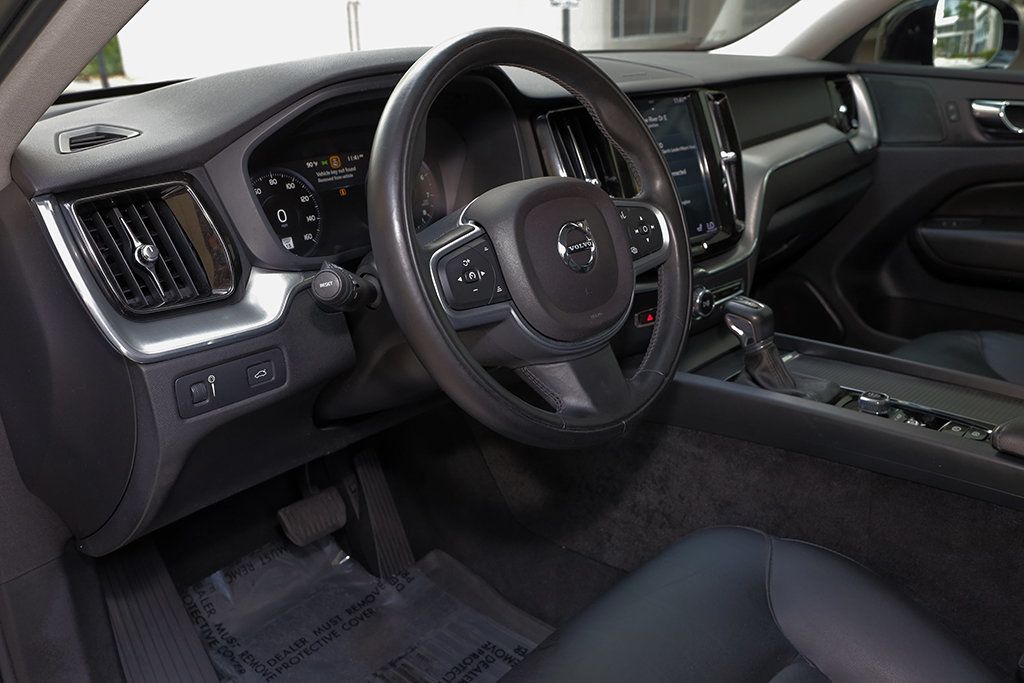 2019 Volvo XC60 T5 AWD Momentum - 23093037 - 40