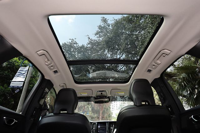 2019 Volvo XC60 T5 AWD Momentum - 23093037 - 8