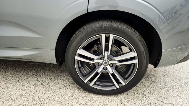2019 Volvo XC60 T5 AWD Momentum w/ Multimedia & Premium Packages + 20'' Wheels - 23005792 - 8