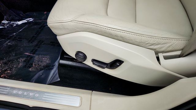 2019 Volvo XC60 T5 AWD Momentum w/ Premium Package, Navigation & 20'' Wheels - 23011318 - 11