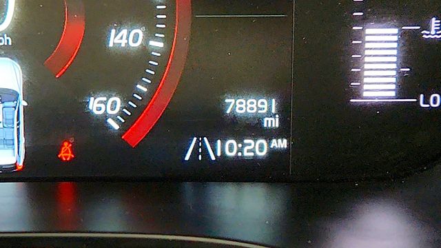 2019 Volvo XC60 T5 AWD Momentum w/ Premium Package, Navigation & 20'' Wheels - 23011318 - 14