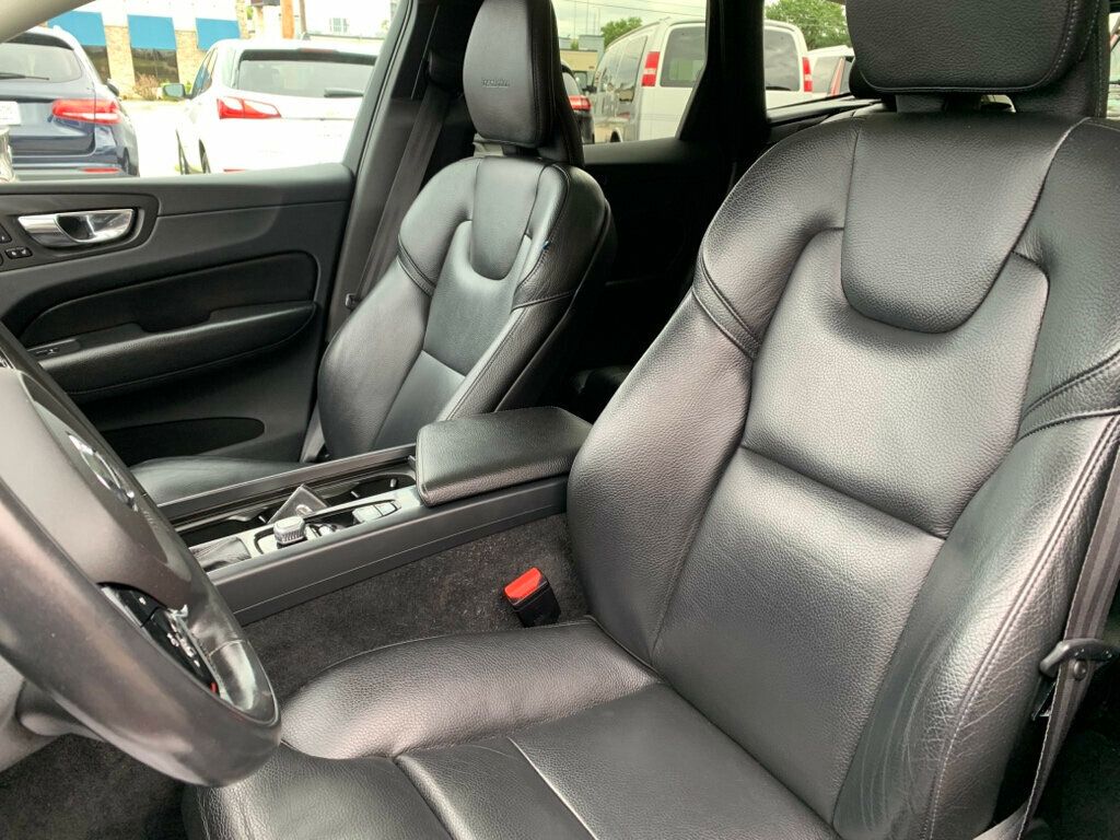 2019 Volvo XC60 T5 Inscription photo 3