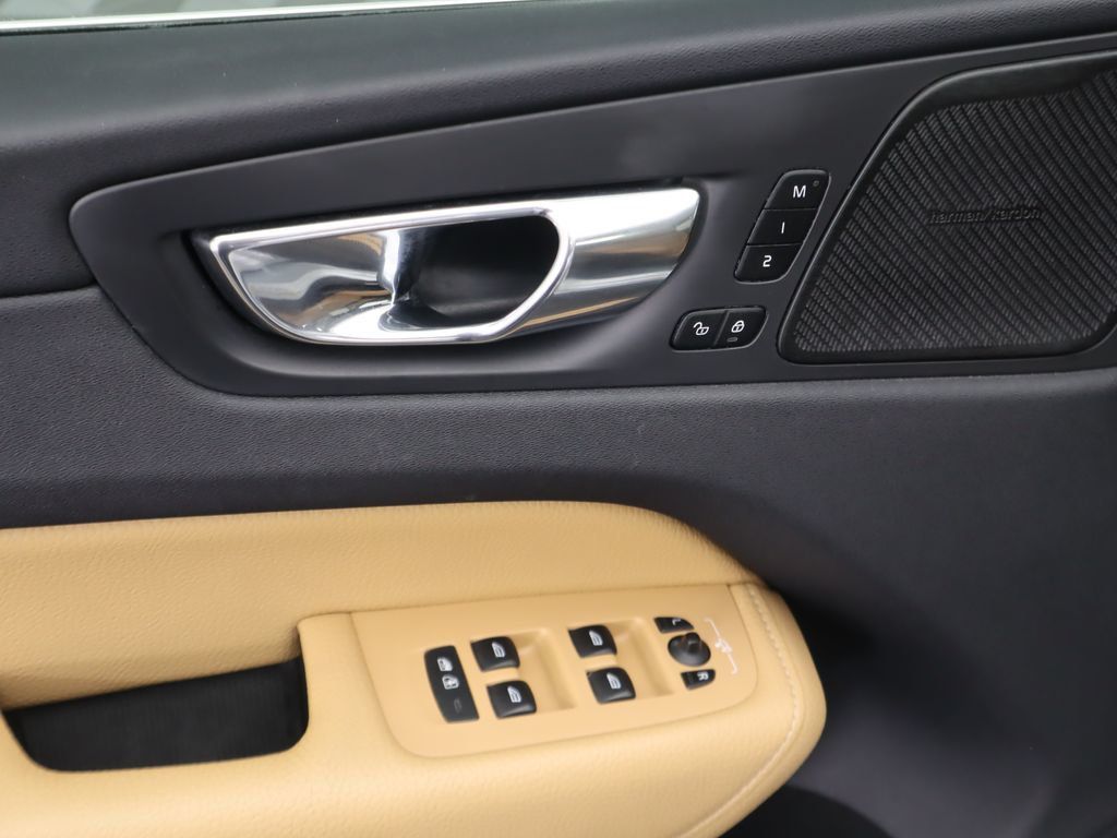 Volvo XC60 Door Covers (set of 2)
