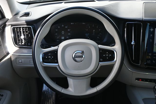 2019 Volvo XC60 T5 Inscription Advanced Pkg - 22944407 - 9