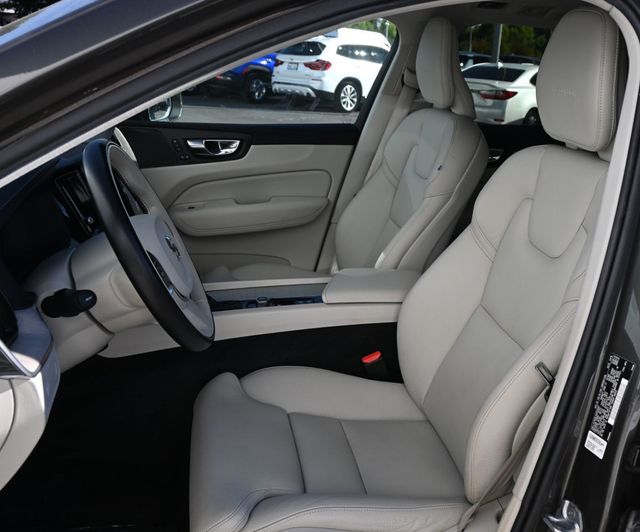 2019 Volvo XC60 T5 Inscription Advanced Pkg - 22944407 - 13