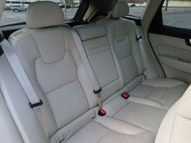 2019 Volvo XC60 T6 AWD Momentum - 22953922 - 28