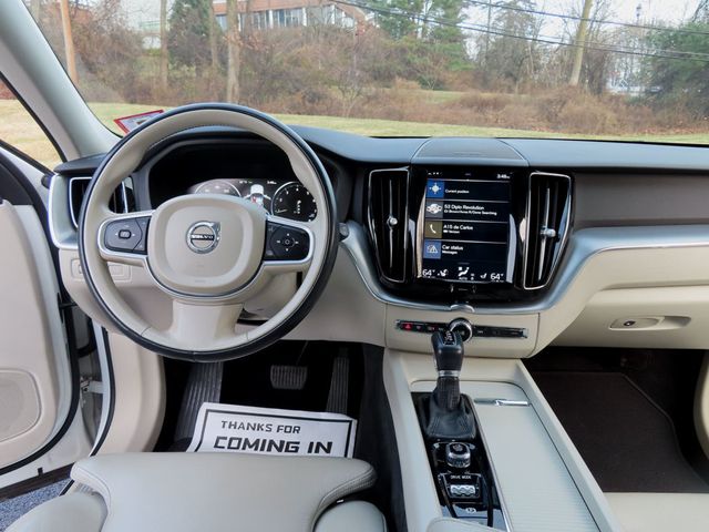 2019 Volvo XC60 T6 AWD Momentum - 22953922 - 32