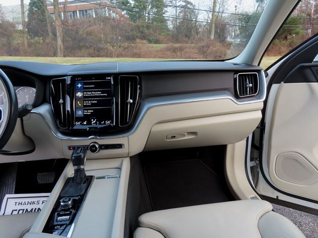 2019 Volvo XC60 T6 AWD Momentum - 22953922 - 33