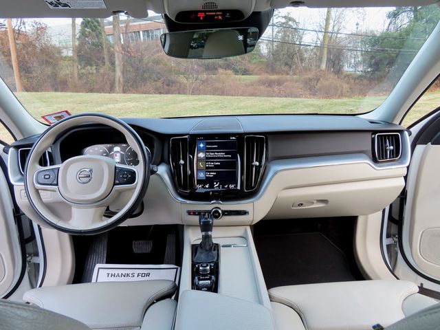 2019 Volvo XC60 T6 AWD Momentum - 22953922 - 5
