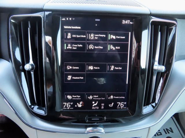 2019 Volvo XC60 T6 AWD Momentum - 22953922 - 6