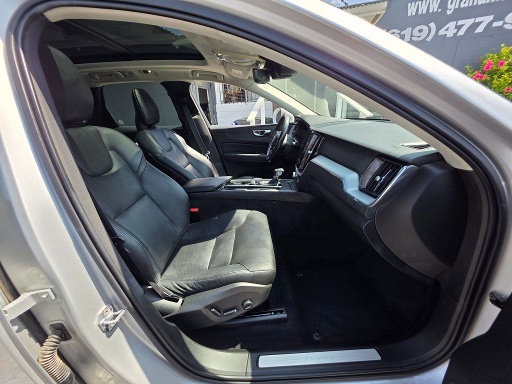 2019 Volvo XC60 T6 AWD Momentum - 22904172 - 15