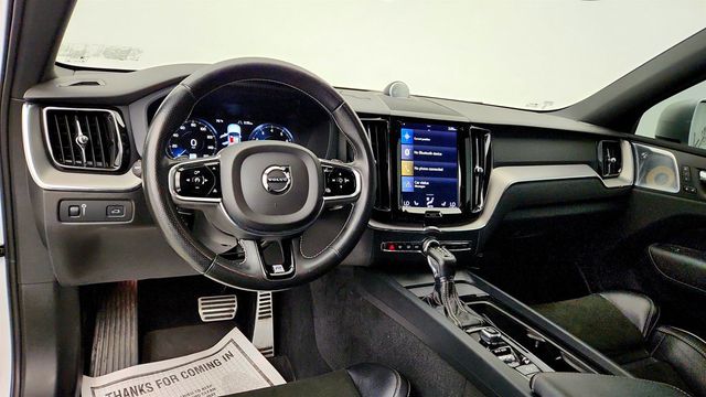 2019 Volvo XC60 T6 AWD R-Design T6 AWD R-Design w/ B&W Sound & Advanced Pkg - 23033787 - 11