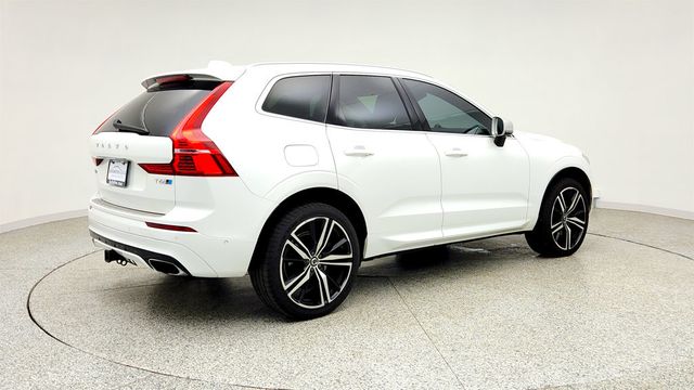 2019 Volvo XC60 T6 AWD R-Design T6 AWD R-Design w/ B&W Sound & Advanced Pkg - 23033787 - 4