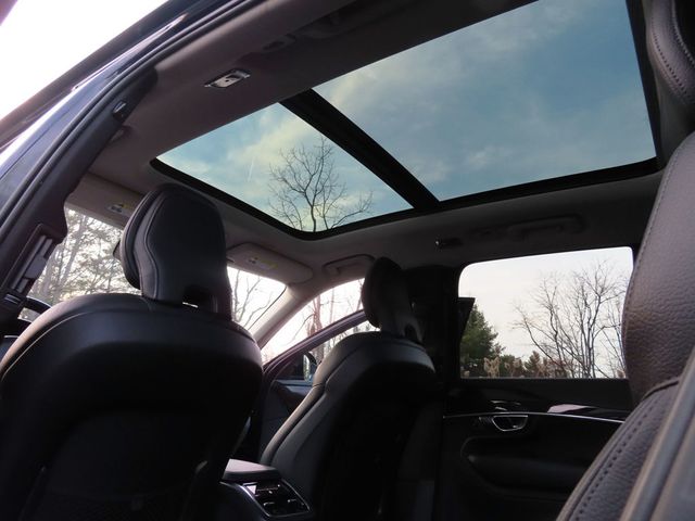 2019 Volvo XC90 T5 AWD Momentum - 22958267 - 10