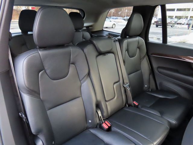 2019 Volvo XC90 T5 AWD Momentum - 22958267 - 30
