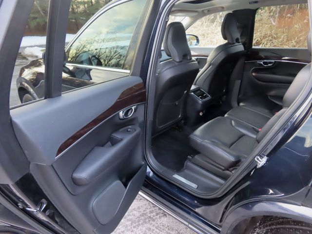 2019 Volvo XC90 T5 AWD Momentum - 22958267 - 32