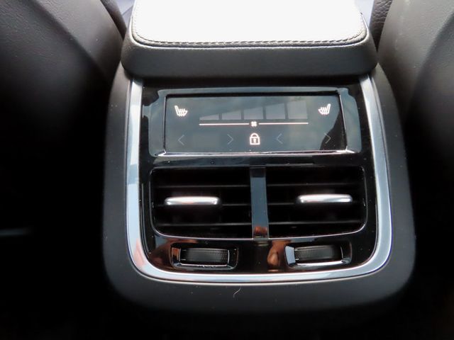 2019 Volvo XC90 T5 AWD Momentum - 22958267 - 38