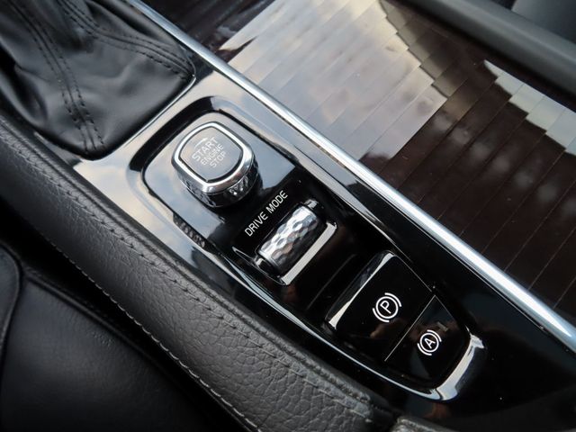 2019 Volvo XC90 T5 AWD Momentum - 22958267 - 44
