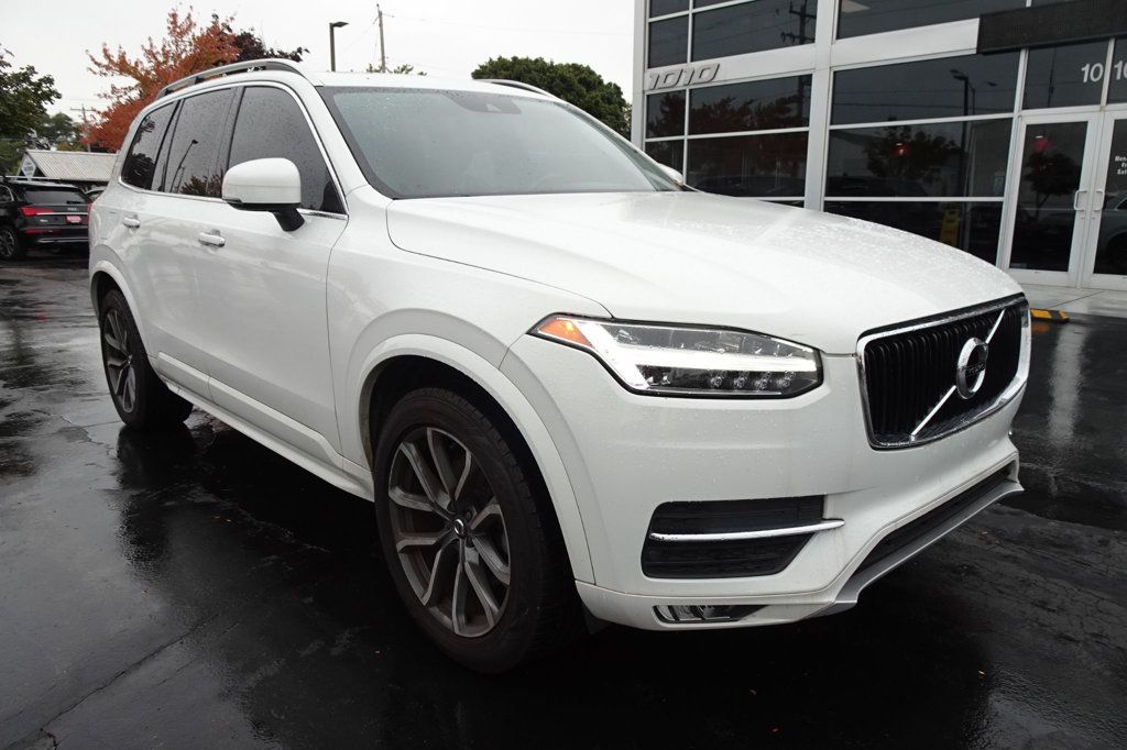 2019 Volvo XC90 T5 Momentum photo 2